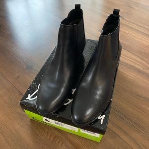 Black Sam Edelman “Pauline” Ankle Boot in size 9